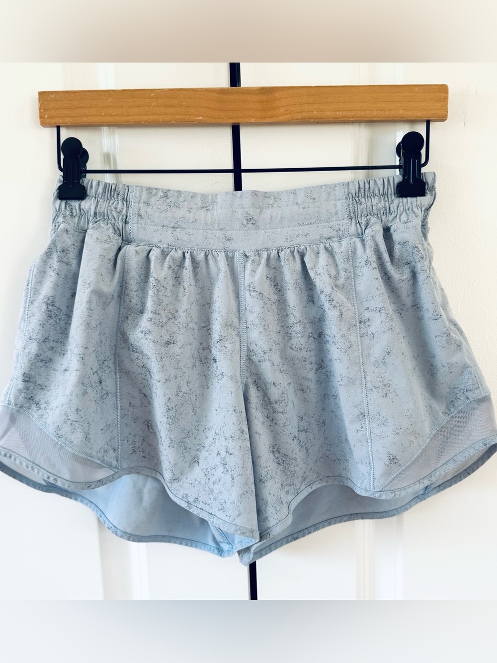 Lululemon Hotty hot shorts gravel dust blue